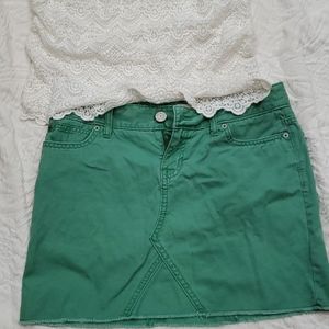 Gap green denim skirt sz 2. See measurments